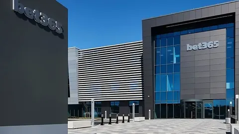 新加坡青少年足球赛事八地同步进行 创全国单日赛事场次之最