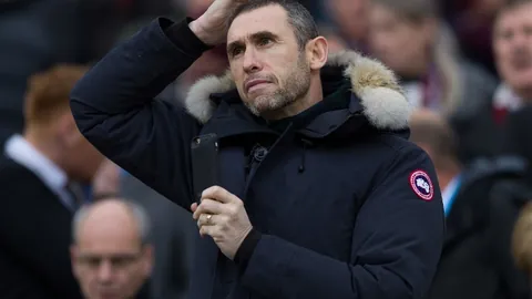 “山东泰山逆袭成功，终结深圳队六连败噩梦”